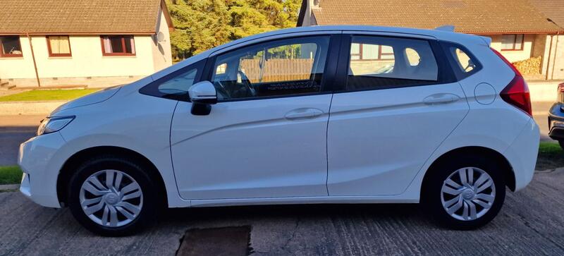 View HONDA JAZZ 1.3 i-VTEC S - LOW MILEAGE