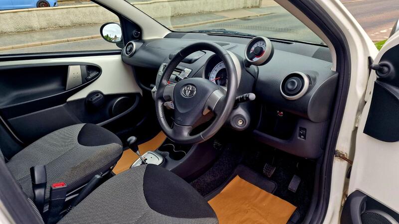TOYOTA AYGO
