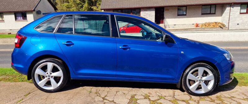 View SKODA RAPID SPACEBACK SE SPORT TDI CR