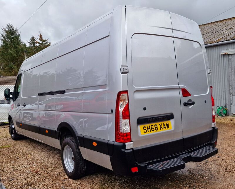 View RENAULT MASTER LML35TW BUSINESS DCI