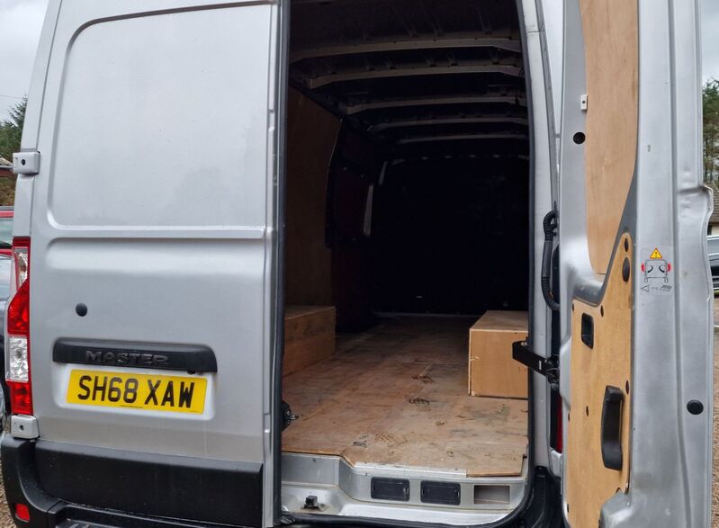 View RENAULT MASTER LML35TW BUSINESS DCI
