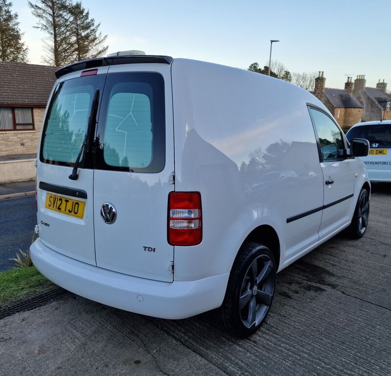 VOLKSWAGEN CADDY